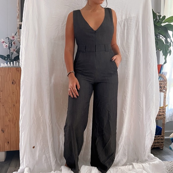 East West Label jumpsuit - Picture 2 of 8